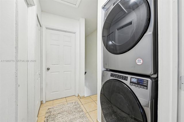 1901 NW S River Dr 16B, Miami, FL 33125