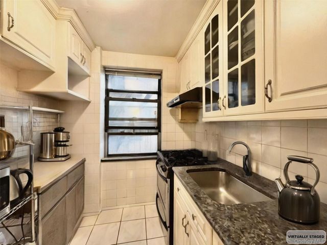 141-09 28th Avenue 3D, Flushing, NY 11354