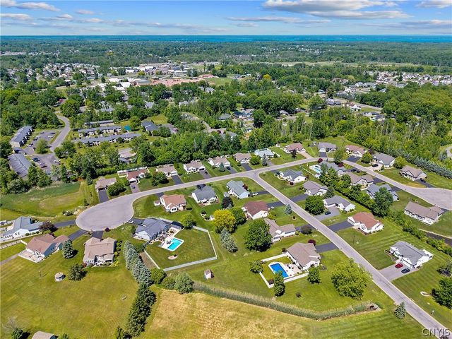 7921 Rose Court Drive, Cicero, NY 13039