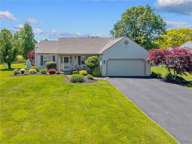 7921 Rose Court Drive, Cicero, NY 13039