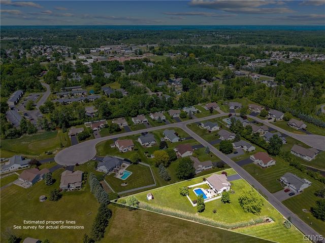 7921 Rose Court Drive, Cicero, NY 13039