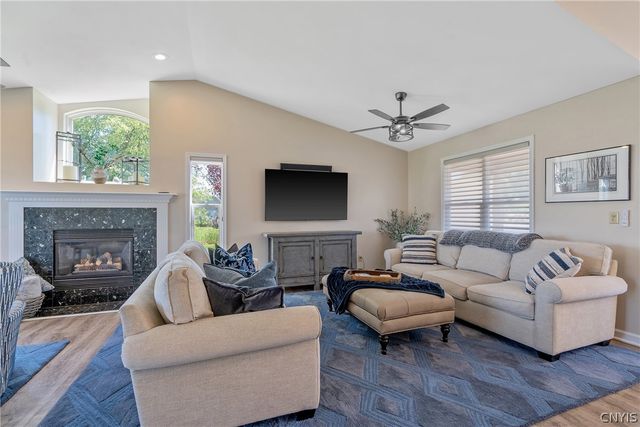 7921 Rose Court Drive, Cicero, NY 13039