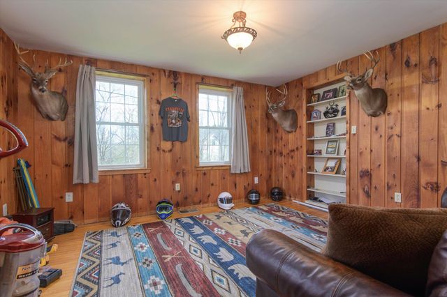 2091 North Lake Road, Benson, VT 05743