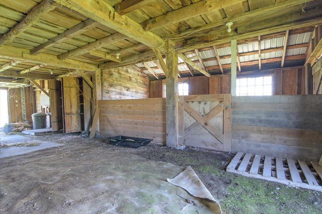 2091 North Lake Road, Benson, VT 05743