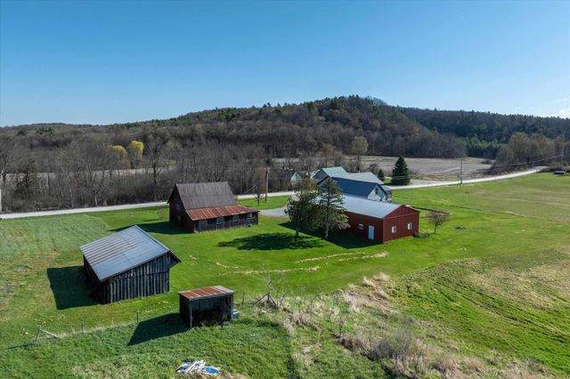 2091 North Lake Road, Benson, VT 05743