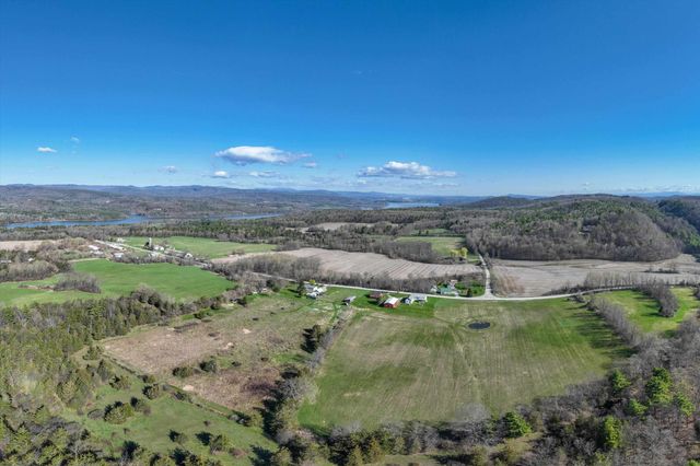 2091 North Lake Road, Benson, VT 05743