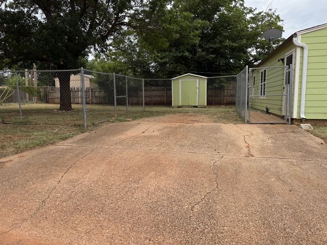 225 Westridge Drive, Abilene, TX 79605
