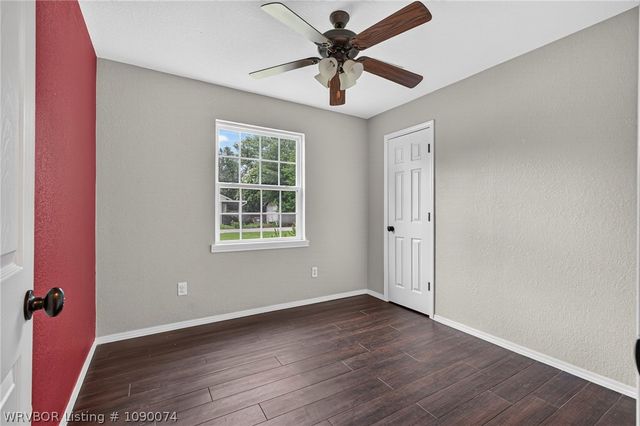 702 9th Street, Barling, AR 72923