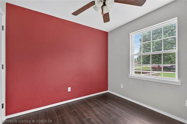 702 9th Street, Barling, AR 72923