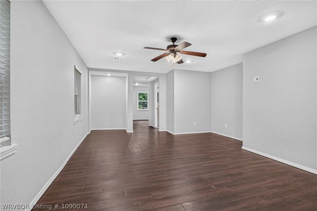 702 9th Street, Barling, AR 72923