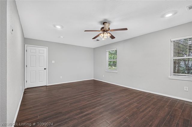 702 9th Street, Barling, AR 72923