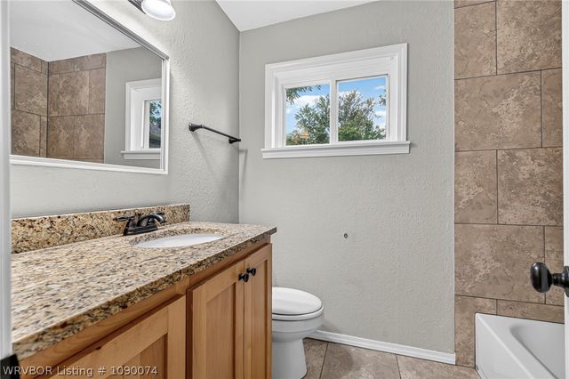 702 9th Street, Barling, AR 72923