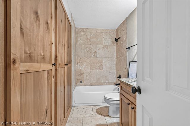 702 9th Street, Barling, AR 72923