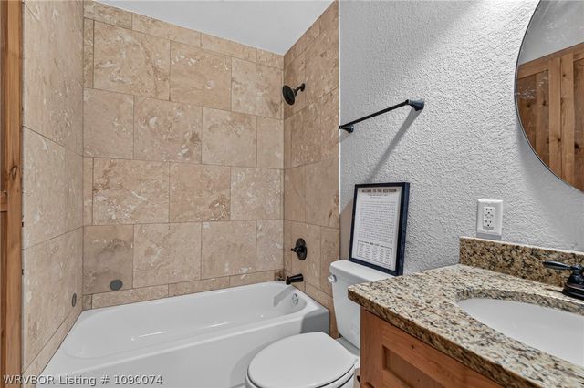702 9th Street, Barling, AR 72923