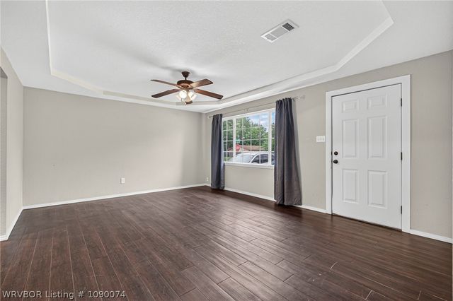 702 9th Street, Barling, AR 72923