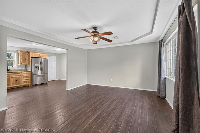702 9th Street, Barling, AR 72923