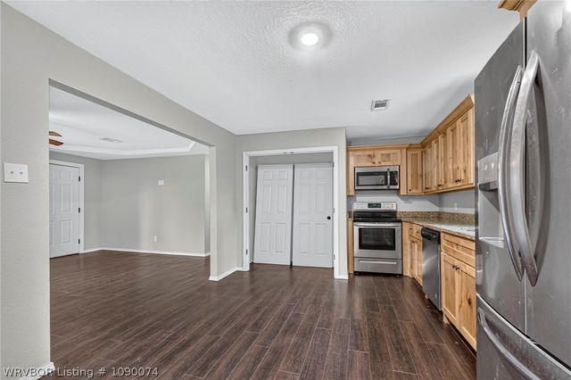 702 9th Street, Barling, AR 72923