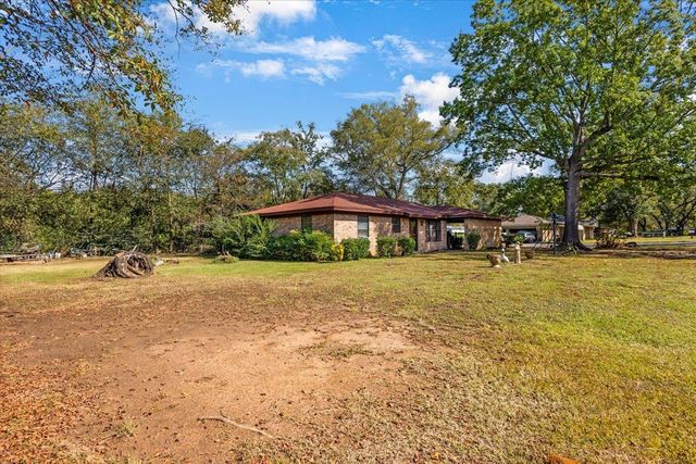 203 Parker Street, Arp, TX 75750