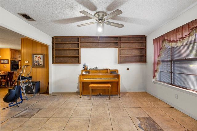 203 Parker Street, Arp, TX 75750