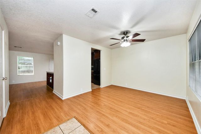 915 Grand Plains Drive, Houston, TX 77090