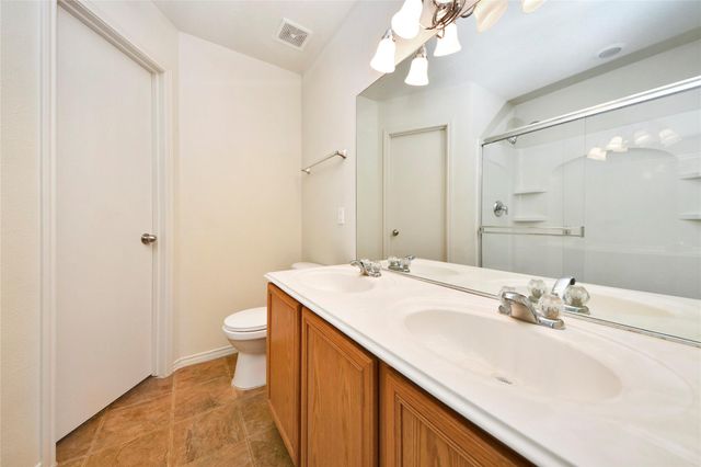 915 Grand Plains Drive, Houston, TX 77090