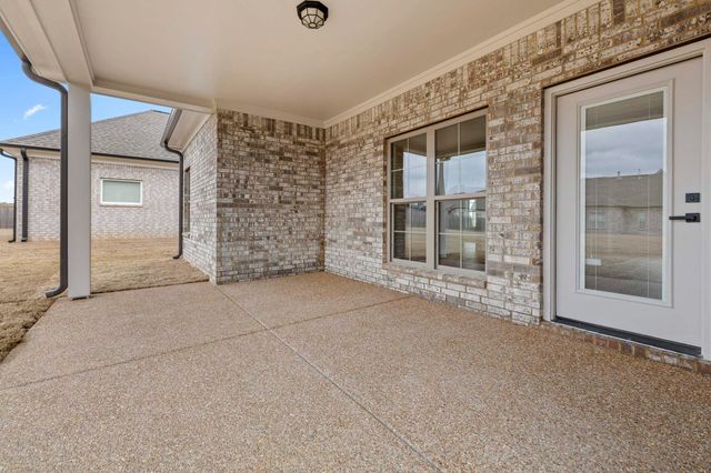 180 OAKLAND RIDGE CV, Oakland, TN 38060