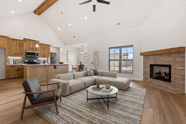 180 OAKLAND RIDGE CV, Oakland, TN 38060