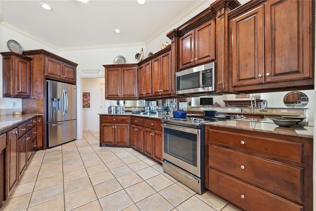 15720 Traditions Boulevard, Edmond, OK 73013