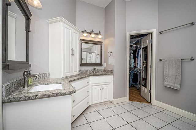 15720 Traditions Boulevard, Edmond, OK 73013