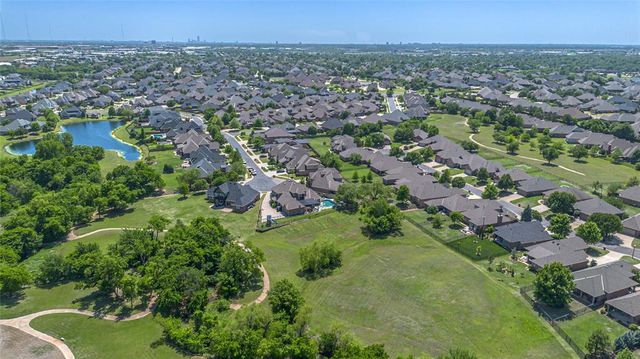 15720 Traditions Boulevard, Edmond, OK 73013