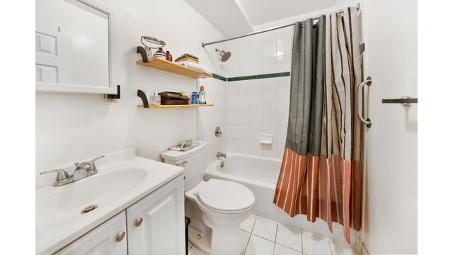 1 MONROE Street, New York City, NY 11238