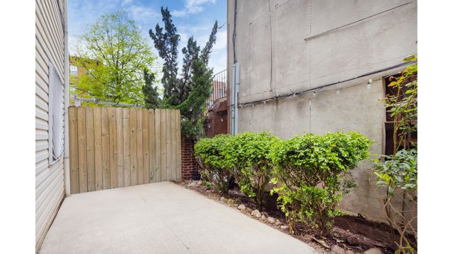 1 MONROE Street, New York City, NY 11238