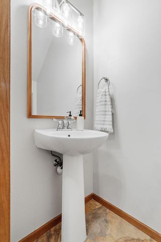 17913 96th Avenue N, Maple Grove, MN 55311