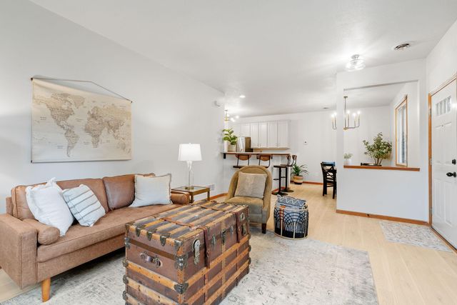 17913 96th Avenue N, Maple Grove, MN 55311