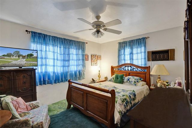 441 NW 33rd Ter, Lauderhill, FL 33311