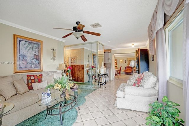 441 NW 33rd Ter, Lauderhill, FL 33311