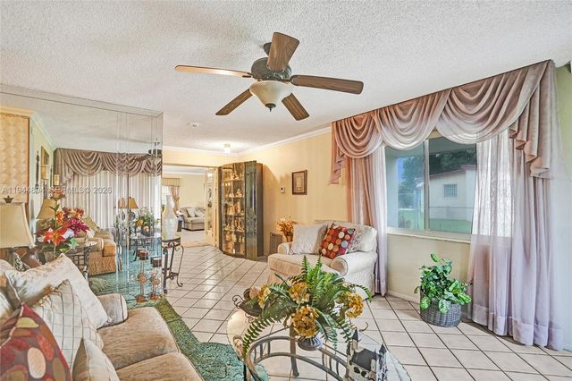 441 NW 33rd Ter, Lauderhill, FL 33311