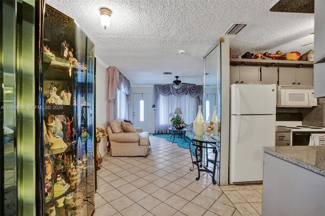 441 NW 33rd Ter, Lauderhill, FL 33311