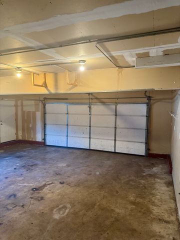 14503 WAVERLY Avenue, Midlothian, IL 60445