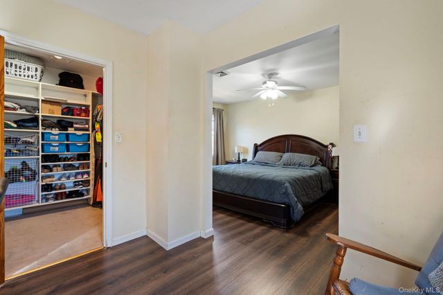 373 1st Street, Mineola, NY 11501