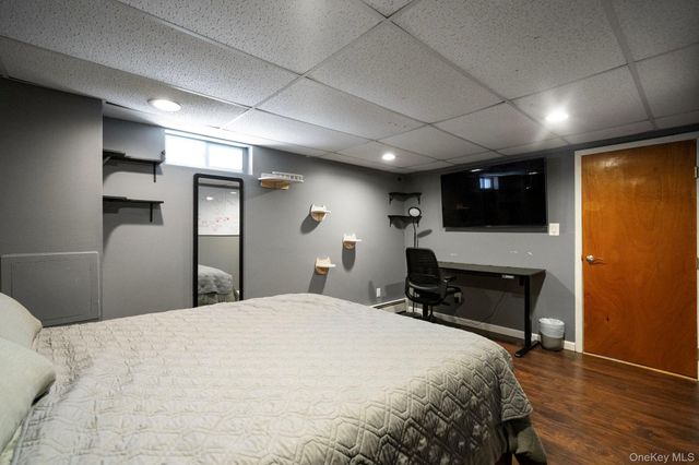 373 1st Street, Mineola, NY 11501