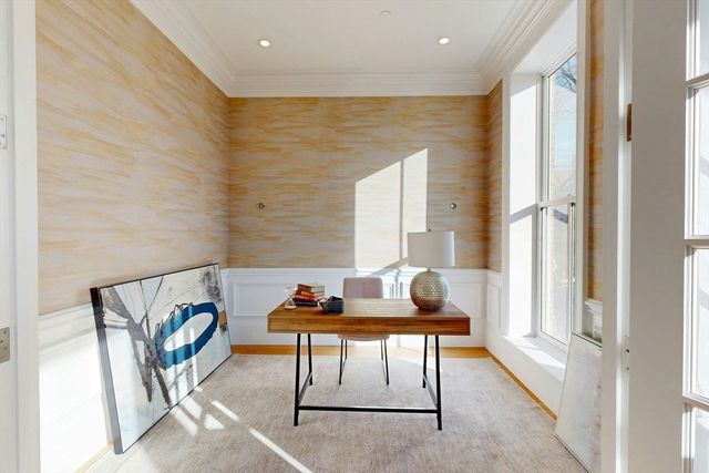 71 Mount Vernon St 1A, Boston, MA 02108