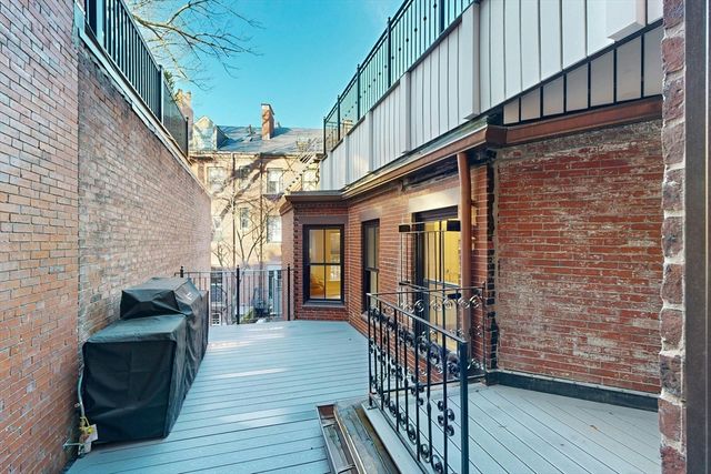 71 Mount Vernon St 1A, Boston, MA 02108