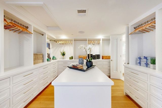 71 Mount Vernon St 1A, Boston, MA 02108