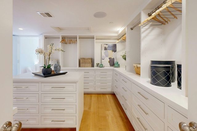 71 Mount Vernon St 1A, Boston, MA 02108