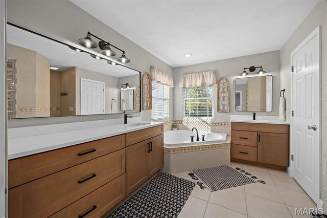 5297 Millennium Court, Edwardsville, IL 62025