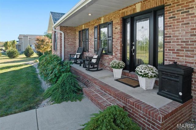 5297 Millennium Court, Edwardsville, IL 62025