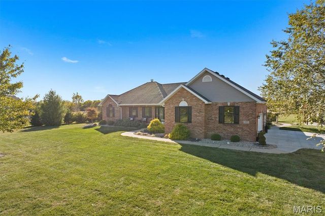 5297 Millennium Court, Edwardsville, IL 62025