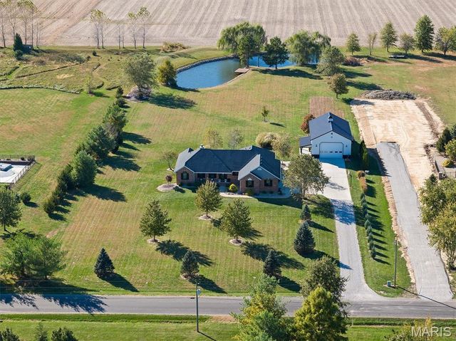 5297 Millennium Court, Edwardsville, IL 62025