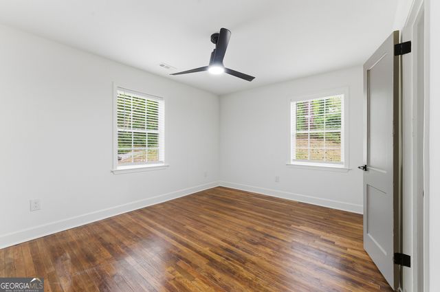 2762 NW Oldknow Drive, Atlanta, GA 30318